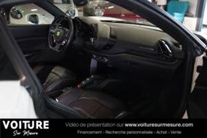 Image 3/50 of Ferrari 488 GTB (2015)