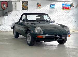 Image 8/68 of Alfa Romeo Spider Veloce 2000 (1977)