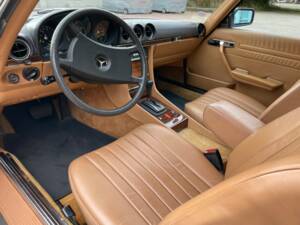 Image 8/11 de Mercedes-Benz 380 SL (1982)