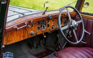 Image 32/50 of Bentley 3 1&#x2F;2 Liter Park Ward DHC (1934)
