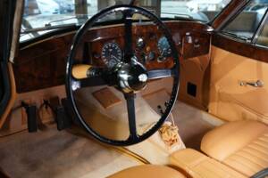 Image 11/22 of Jaguar XK 120 FHC (1960)