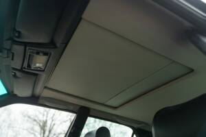 Bild 38/49 von Mercedes-Benz 320 E (1993)