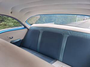 Image 17/34 of Oldsmobile Series 88 Holiday Hardtop (1958)