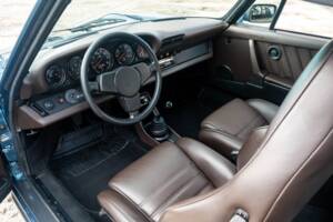 Image 17/34 of Porsche 911 Turbo 3.3 (1978)