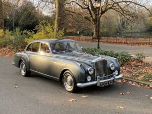 Image 35/50 of Bentley S 1 Continental (1958)