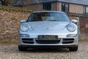 Image 21/50 of Porsche 911 Carrera (2007)