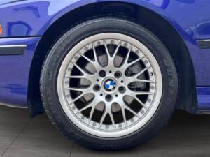 Afbeelding 21/31 van BMW 528i (1997)