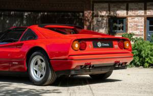 Bild 10/38 von Ferrari 328 GTS (1986)
