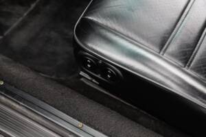 Image 66/108 de Porsche 911 Carrera 3.2 (1989)