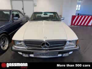 Image 2/15 of Mercedes-Benz 380 SL (1985)