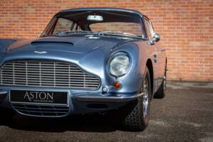 Imagen 18/43 de Aston Martin DB 6 Vantage (1967)