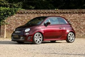 Immagine 36/50 di Abarth 695 &quot;Edizione Maserati&quot; (2013)