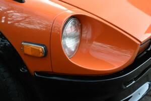 Image 19/50 of Datsun 280-Z (1977)