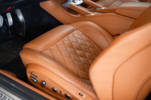 Image 14/47 of Ferrari FF (2015)