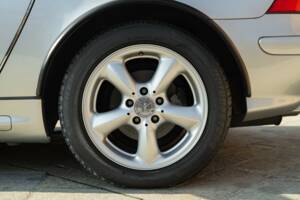 Image 24/50 de Mercedes-Benz SLK 320 (2001)