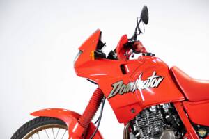 Image 24/50 de Honda NX 650 Dominator (1990)