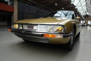 Image 2/32 de Citroën SM injection (1973)