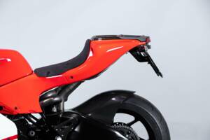 Image 19/50 of Ducati DUMMY (2007)