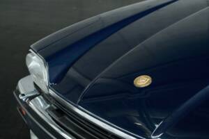 Image 4/50 of Jaguar XJS 5.3 V12 (1993)