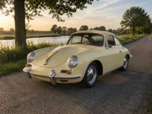 Image 1/8 de Porsche 356 B 1600 Super Karmann-Hardtop (1961)