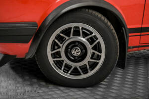 Immagine 4/50 di Volkswagen Golf Mk I GTI 1.8 (1983)