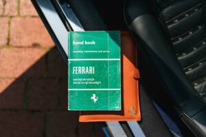 Image 25/30 of Ferrari 365 GTB&#x2F;4 Daytona (1973)