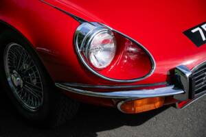 Image 26/36 de Jaguar Type E V12 (1973)