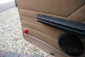 Imagen 41/50 de Alfa Romeo Giulia GT 1300 Junior (1975)