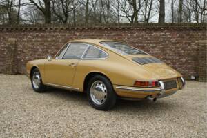 Immagine 2/50 di Porsche 911 2.0 (1965)