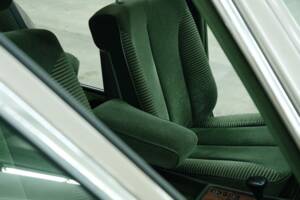 Bild 31/50 von Mercedes-Benz 300 SEL (1986)