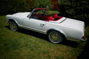 Bild 64/106 von Mercedes-Benz 280 SL (1969)