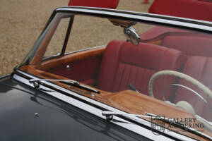 Imagen 50/50 de Mercedes-Benz 220 SE Cabriolet (1960)