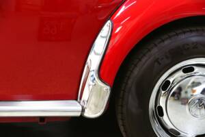 Immagine 16/34 di Volkswagen Beetle 1303 LS (1978)