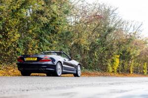 Bild 17/50 von Mercedes-Benz SL 55 AMG (2004)