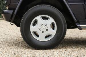 Bild 23/50 von Mercedes-Benz 500 GE (1993)