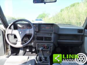 Imagen 8/10 de Alfa Romeo 75 1.8 Turbo (1988)