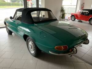 Image 6/10 de Alfa Romeo 1750 Spider (1969)