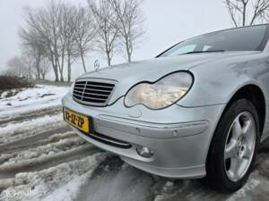 Bild 21/39 von Mercedes-Benz C 180 Kompressor T (2002)