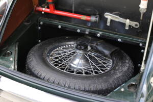 Image 28/31 of Jaguar XK 150 3.4 S OTS (1958)