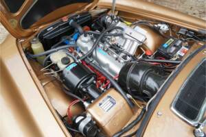 Image 9/50 of Volvo 1800 E (1971)