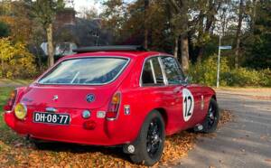 Image 5/50 of MG MGB GT (1972)