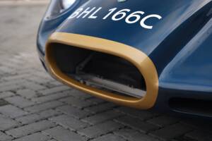 Image 36/50 of Lister Knobbly (1958)