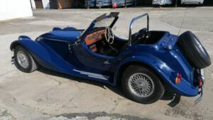 Image 4/19 of Invader Peak Morgan replica (1987)