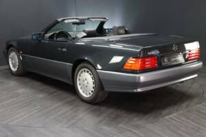 Bild 4/50 von Mercedes-Benz 500 SL (1991)