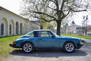 Image 6/25 of Porsche 911 SC 3.0 (1979)