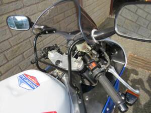 Image 7/41 de Honda CBR 900RR Fireblade (1993)