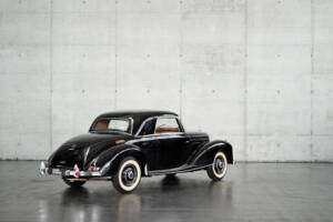 Image 24/50 of Mercedes-Benz 220 Coupe (1954)