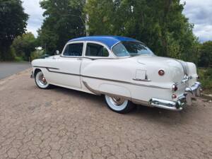 Image 4/17 of Pontiac Chieftain (1953)