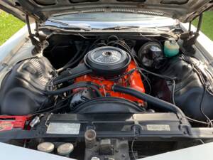 Bild 15/34 von Chevrolet Impala Convertible (1971)