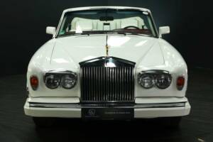Image 8/50 of Rolls-Royce Corniche III (1991)